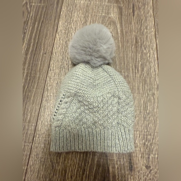 Unbranded Newborn Baby Winter Pom Pom Knit Beanie Gray - Picture 2 of 2